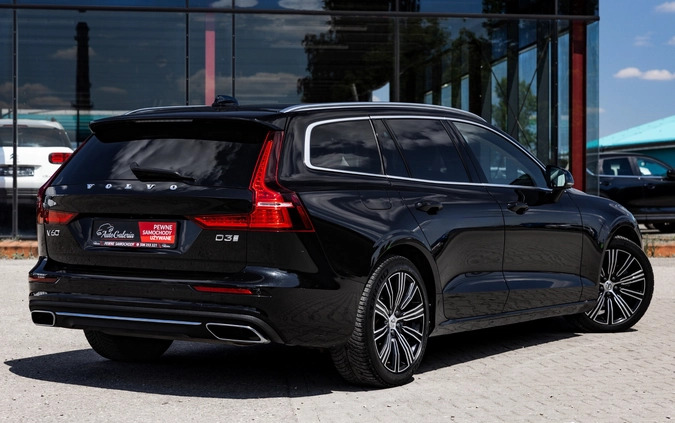 Volvo V60 cena 86900 przebieg: 130086, rok produkcji 2018 z Swarzędz małe 781